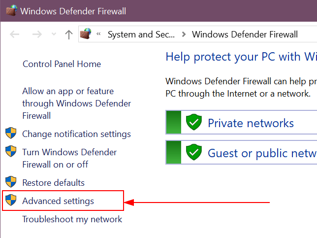 Kairiajame „Windows Defender“ ugniasienės programos skydelyje pažymėta „Išplėstiniai nustatymai“ parinktis.